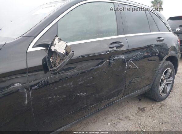 WDC0G4JB6HF186262 2017 MERCEDES-BENZ GLC 300 Черный Вид спереди
