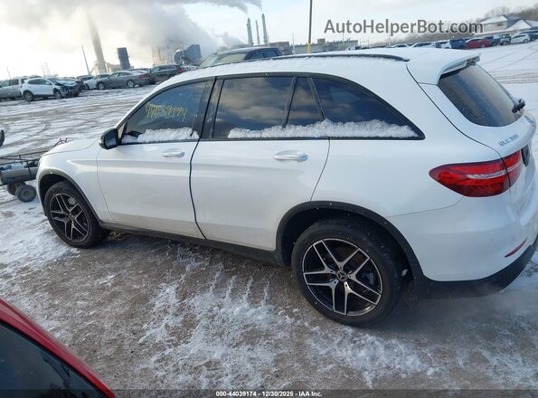 WDC0G4KB0HF244770 2017 MERCEDES-BENZ GLC 300 Белый Панорамный вид салона 360°