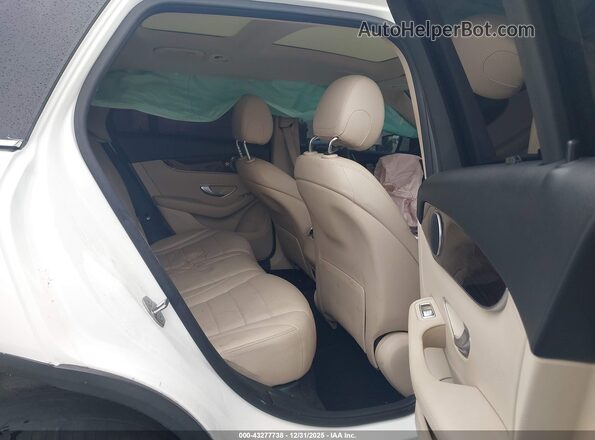 WDC0G4KB7HF156556 2017 MERCEDES-BENZ GLC 300 Белый Вид наклейки с VIN-кодом