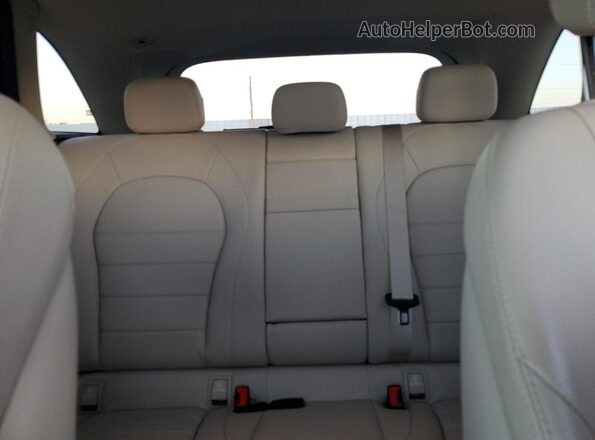 WDC0G4KB7JV018835 2018 MERCEDES-BENZ GLC-CLASS Белый Вид задних сидений