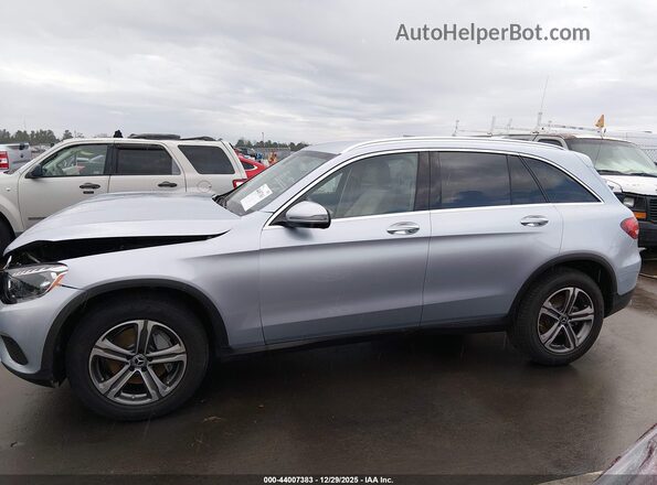 WDC0G4KB9HF206888 2017 MERCEDES-BENZ GLC 300 Light Blue Панорамный вид салона 360°
