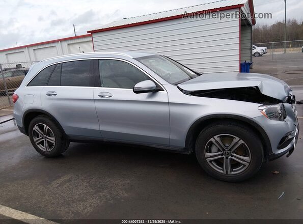 WDC0G4KB9HF206888 2017 MERCEDES-BENZ GLC 300 Light Blue Вид задней части салона