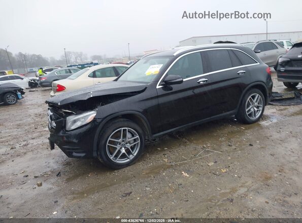 WDC0G4KBXHF248728 2017 MERCEDES-BENZ GLC 300 Черный Передняя левая четверть