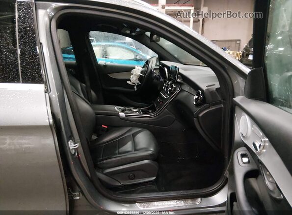 WDC0G5EB8KF525532 2019 MERCEDES-BENZ GLC 350E Gray Front interior view