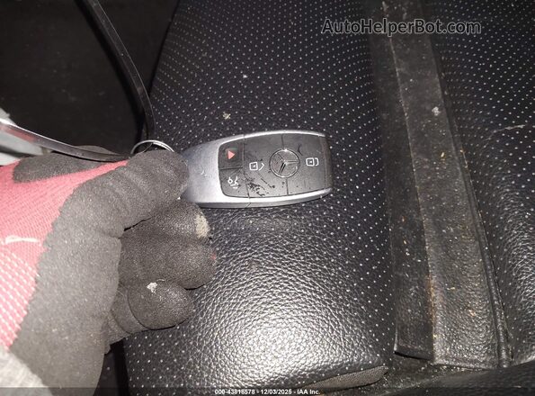 WDC0G8EB9LF679170 2020 MERCEDES-BENZ GLC 300 Black Dashboard view