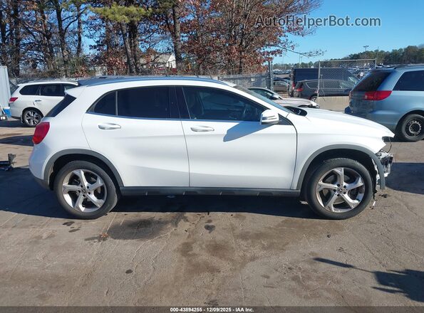 WDCTG4EB0KU005408 2019 MERCEDES-BENZ GLA 250 White Vista interior de 360 grados