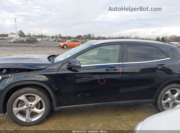 WDCTG4EB1JJ489069 2018 MERCEDES-BENZ GLA 250 Black Սալոնի 360 աստիճան տեսք
