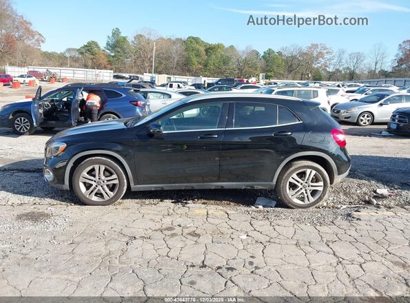 WDCTG4EB2JJ456274 2018 MERCEDES-BENZ GLA 250 Black Панорамний вид салону 360°