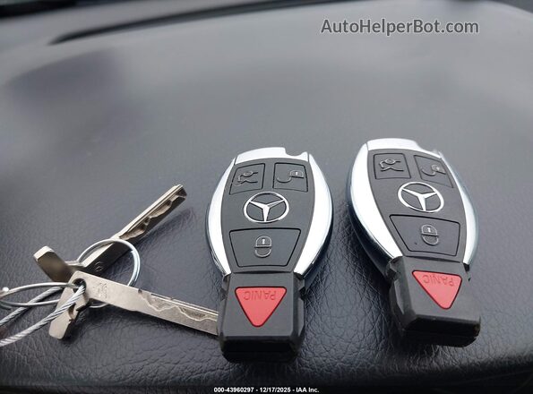 WDCTG4EB2LJ666554 2020 MERCEDES-BENZ GLA 250 White Vista del salpicadero