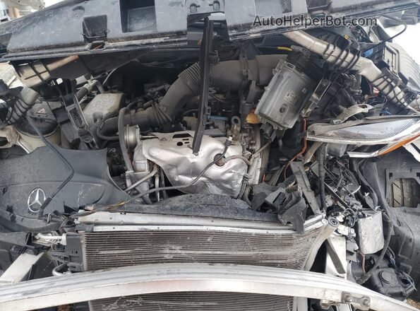 WDCTG4EB4JJ482195 2018 MERCEDES-BENZ GLA Белый Вид подкапотного пространства
