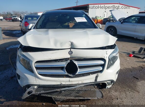 WDCTG4EB6GJ261187 2016 MERCEDES-BENZ GLA 250 White Vista del cuadro de instrumentos