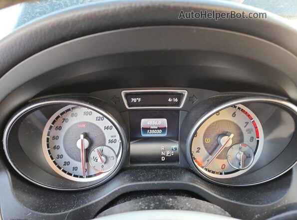 WDCTG4EB6HJ316349 2017 MERCEDES-BENZ GLA Black Սարքավորումների վահանակի տեսք