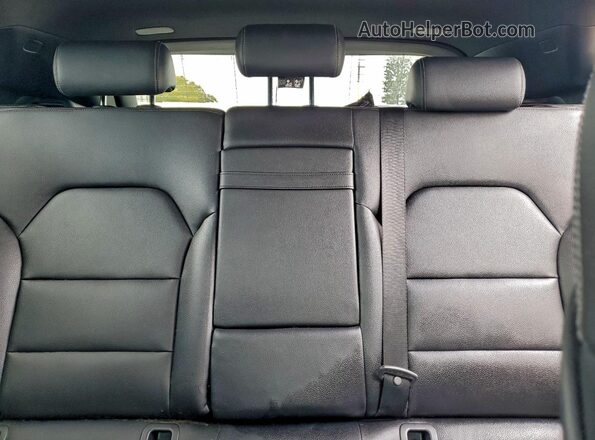 WDCTG4EB6JJ458724 2018 MERCEDES-BENZ GLA Black Widok tylnych siedzeń