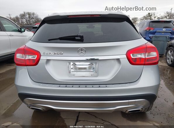WDCTG4EB8GJ210242 2016 MERCEDES-BENZ GLA 250 Silver 