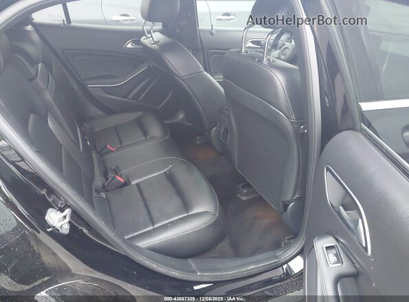 WDCTG4EB8KU012865 2019 MERCEDES-BENZ GLA 250 Black Вид наклейки з VIN-кодом