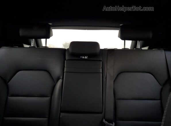 WDCTG4EB9KJ531893 2019 MERCEDES-BENZ GLA Black Vista de los asientos traseros