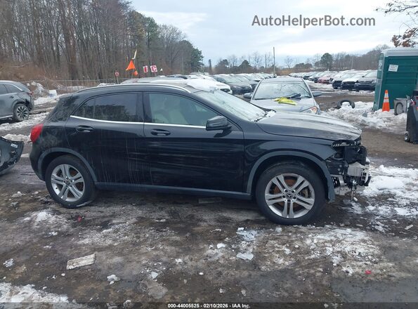 WDCTG4GB2JJ477963 2018 MERCEDES-BENZ GLA 250 Черный Вид задней части салона