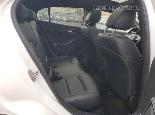 WDCTG4GB2LU023066 2020 MERCEDES-BENZ GLA White უკანა სალონის ხედი