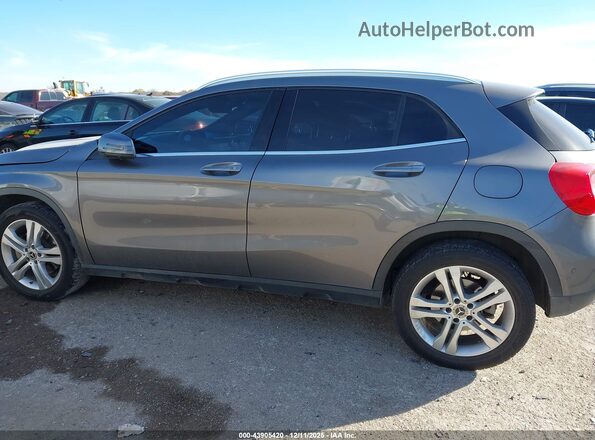 WDCTG4GB6KJ577663 2019 MERCEDES-BENZ GLA 250 Gray Панорамний вид салону 360°