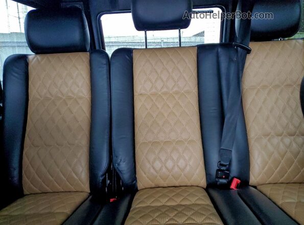 WDCYC7DF1HX270191 2017 MERCEDES-BENZ G-CLASS Silver Widok tylnych siedzeń