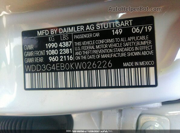 WDD3G4EB0KW026226 2019 MERCEDES-BENZ A 220 Белый Вид подкапотного пространства