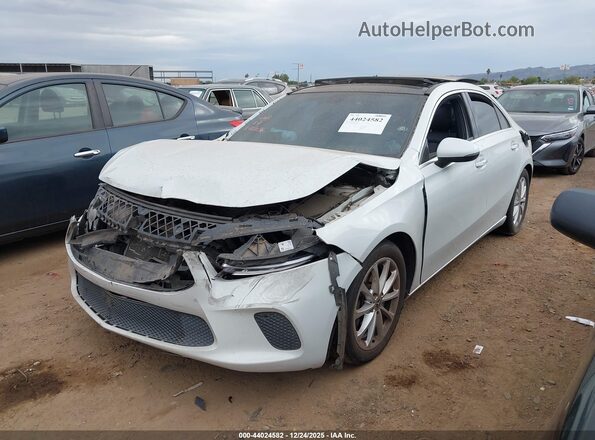 WDD3G4EB4LW039238 2020 MERCEDES-BENZ A 220 Белый Передняя левая четверть