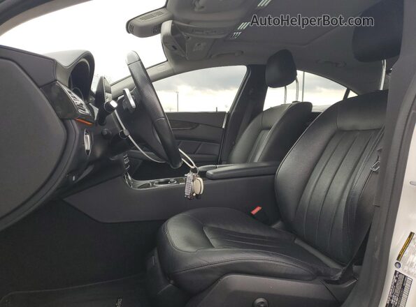 WDDLJ6HB8GA163301 2016 MERCEDES-BENZ CLS-CLASS White Widok wnętrza z przodu