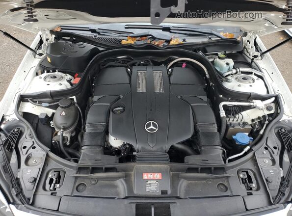 WDDLJ6HB8GA163301 2016 MERCEDES-BENZ CLS-CLASS White Widok wnętrza z tyłu