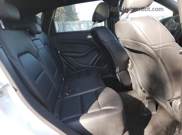 WDDMH4EB6HJ439274 2017 MERCEDES-BENZ B-CLASS White უკანა სავარძლების ხედი