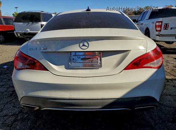 WDDSJ4EBXHN489471 2017 MERCEDES-BENZ CLA-CLASS White Հետևի տեսք