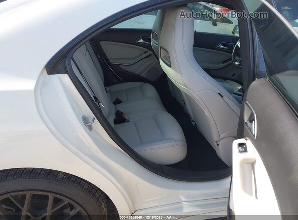 WDDSJ4EBXJN558357 2018 MERCEDES-BENZ CLA 250 White VIN sticker view