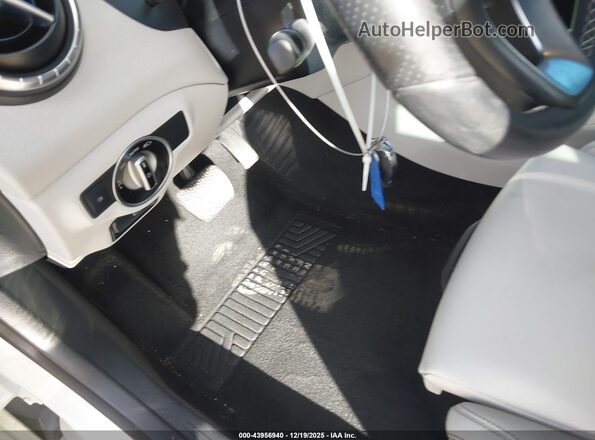 WDDSJ4EBXJN558357 2018 MERCEDES-BENZ CLA 250 White Dashboard view