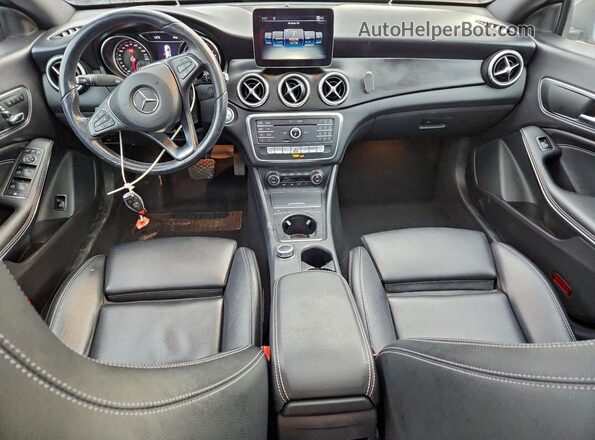 WDDSJ4GB8KN715916 2019 MERCEDES-BENZ CLA-CLASS Серый Вид панели приборов