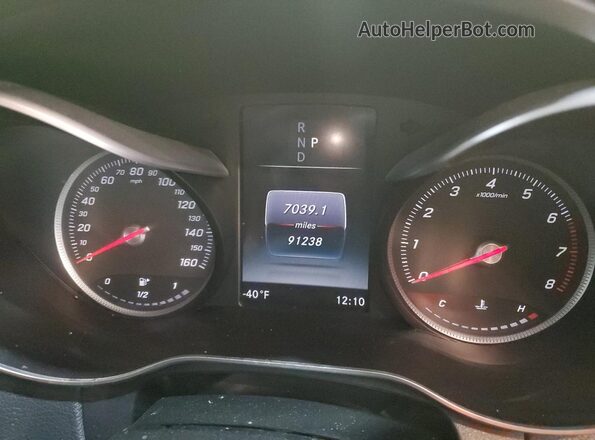 WDDWF4KB3JR421082 2018 MERCEDES-BENZ C Серебряный Вид щитка приборов