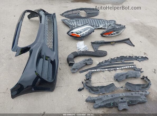 WDDWF8DB5LR526973 2020 MERCEDES-BENZ C-CLASS Черный Вид щитка приборов