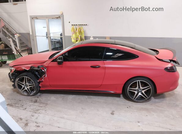WDDWJ6EB0HF476333 2017 MERCEDES-BENZ AMG C 43 Red Widok wnętrza 360 stopni