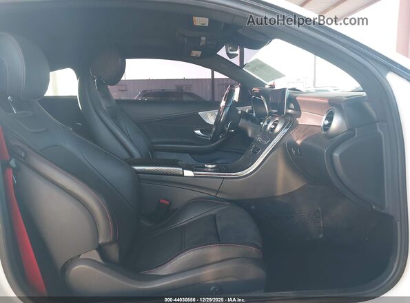 WDDWJ6EB1LF949018 2020 MERCEDES-BENZ AMG C 43 Белый Вид салона спереди
