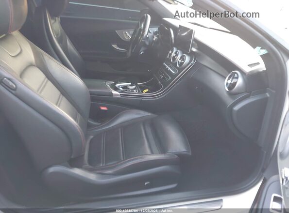 WDDWJ6EB3JF607745 2018 MERCEDES-BENZ AMG C 43 White Widok wnętrza z przodu