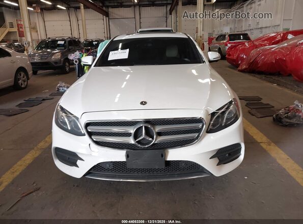 WDDZF4JB3KA530494 2019 MERCEDES-BENZ E-CLASS White ხელსაწყოთა პანელის ხედი