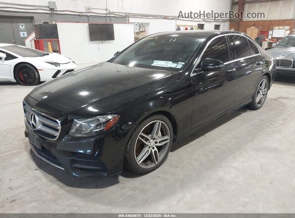 WDDZF4KB2HA060823 2017 MERCEDES-BENZ E-CLASS Черный Передняя левая четверть