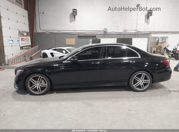 WDDZF4KB2HA060823 2017 MERCEDES-BENZ E-CLASS Черный Панорамный вид салона 360°