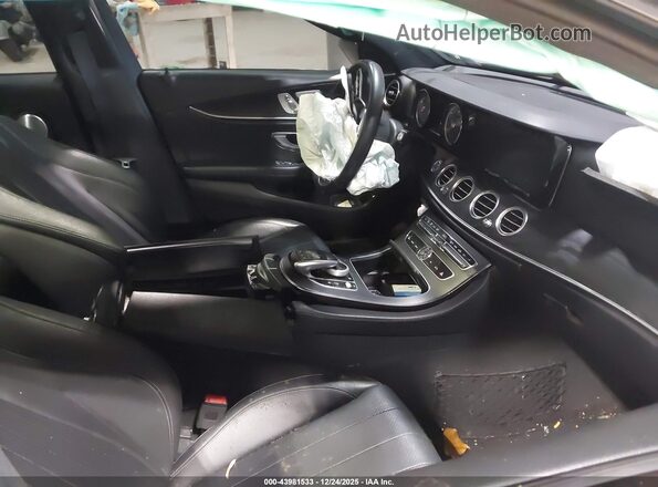 WDDZF4KB3KA524693 2019 MERCEDES-BENZ E-CLASS Black Սալոնի դիմացի տեսք