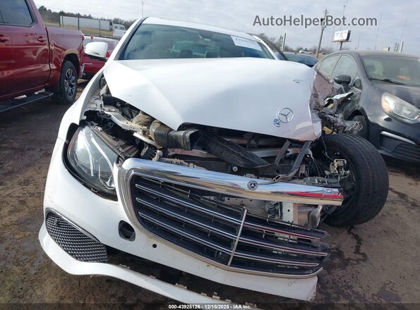 WDDZF4KB8KA588745 2019 MERCEDES-BENZ E-CLASS White Вид щитка приладів