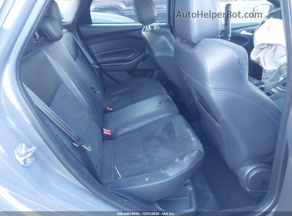 WF0DP3TH6H4121102 2017 FORD FOCUS RS Gray Вид наклейки з VIN-кодом