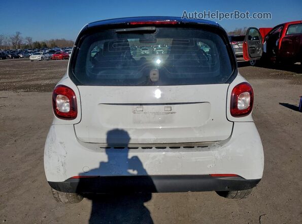 WMEFJ5DA0HK192643 2017 SMART FORTWO Белый Вид сзади