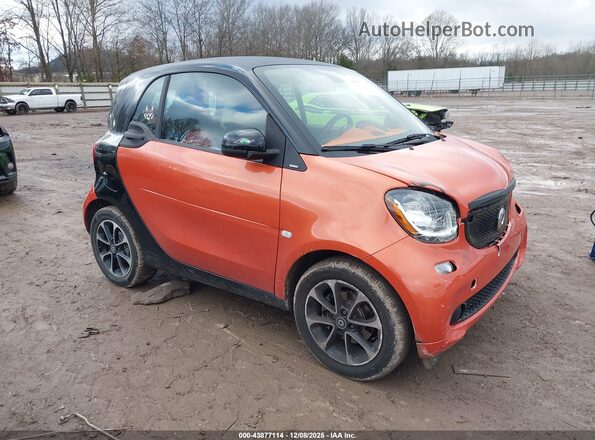 WMEFJ5DA3GK069871 2016 SMART FORTWO Оранжевый Передняя правая четверть
