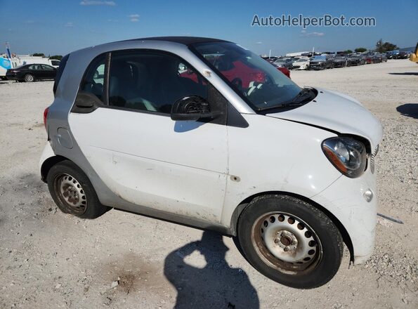 WMEFJ5DA7GK137783 2016 SMART FORTWO White Przód prawy