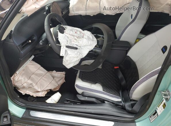 WMW23GD02S2X01131 2025 MINI COOPER Синий Вид салона спереди