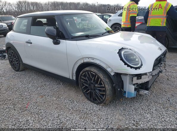 WMW23GD06S2W75195 2025 MINI HARDTOP Белый Передняя правая четверть
