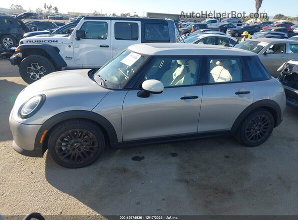 WMW43GD02S2W88650 2025 MINI HARDTOP Серый Панорамный вид салона 360°